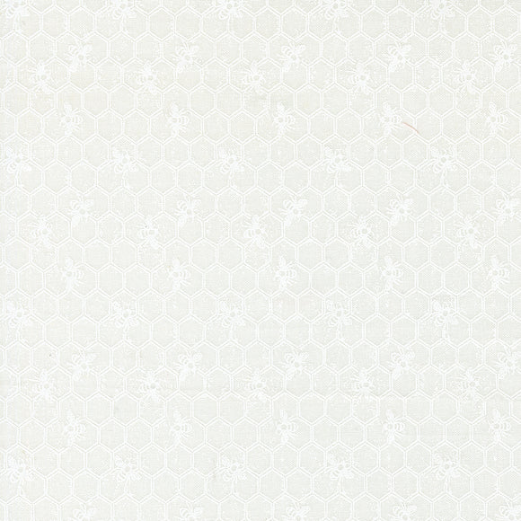 5253 21 DAISY WHITE - WILD HONEY by Lella Boutique for Moda Fabrics