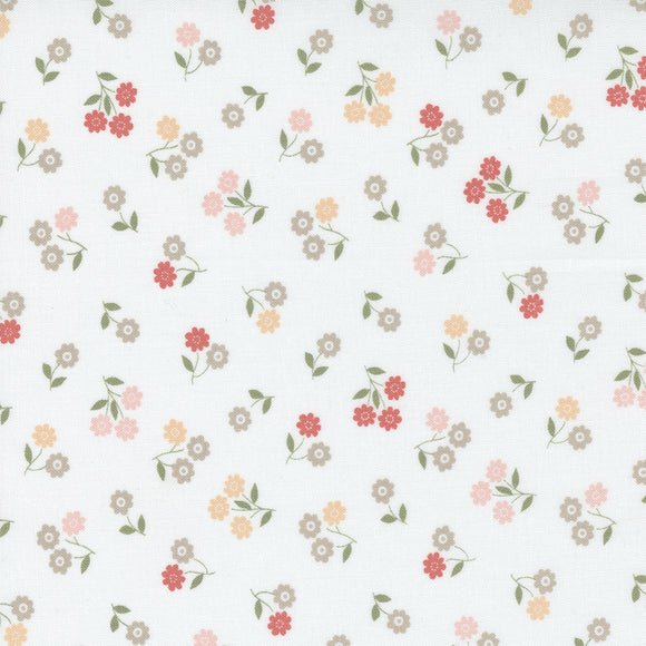5173 11 CLOUD - COUNTRY ROSE/by Lella Boutique for Moda Fabrics
