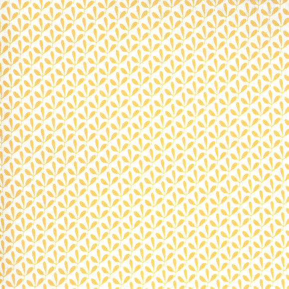 55528 24 YELLOW/SPRING CHICKEN/by Sweetwater for Moda Fabrics